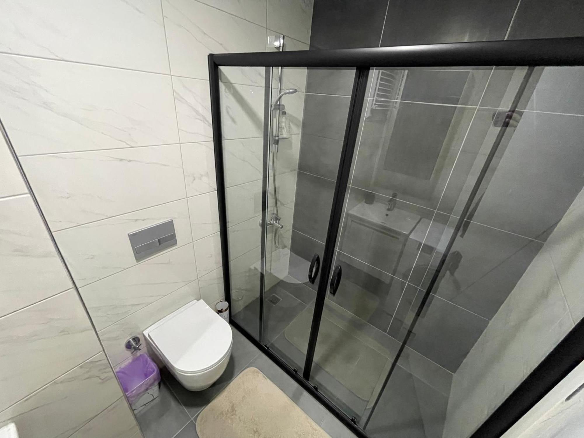 Sa Apartments! 300M To The Beach & Yekta Mall 阿拉尼亚 外观 照片