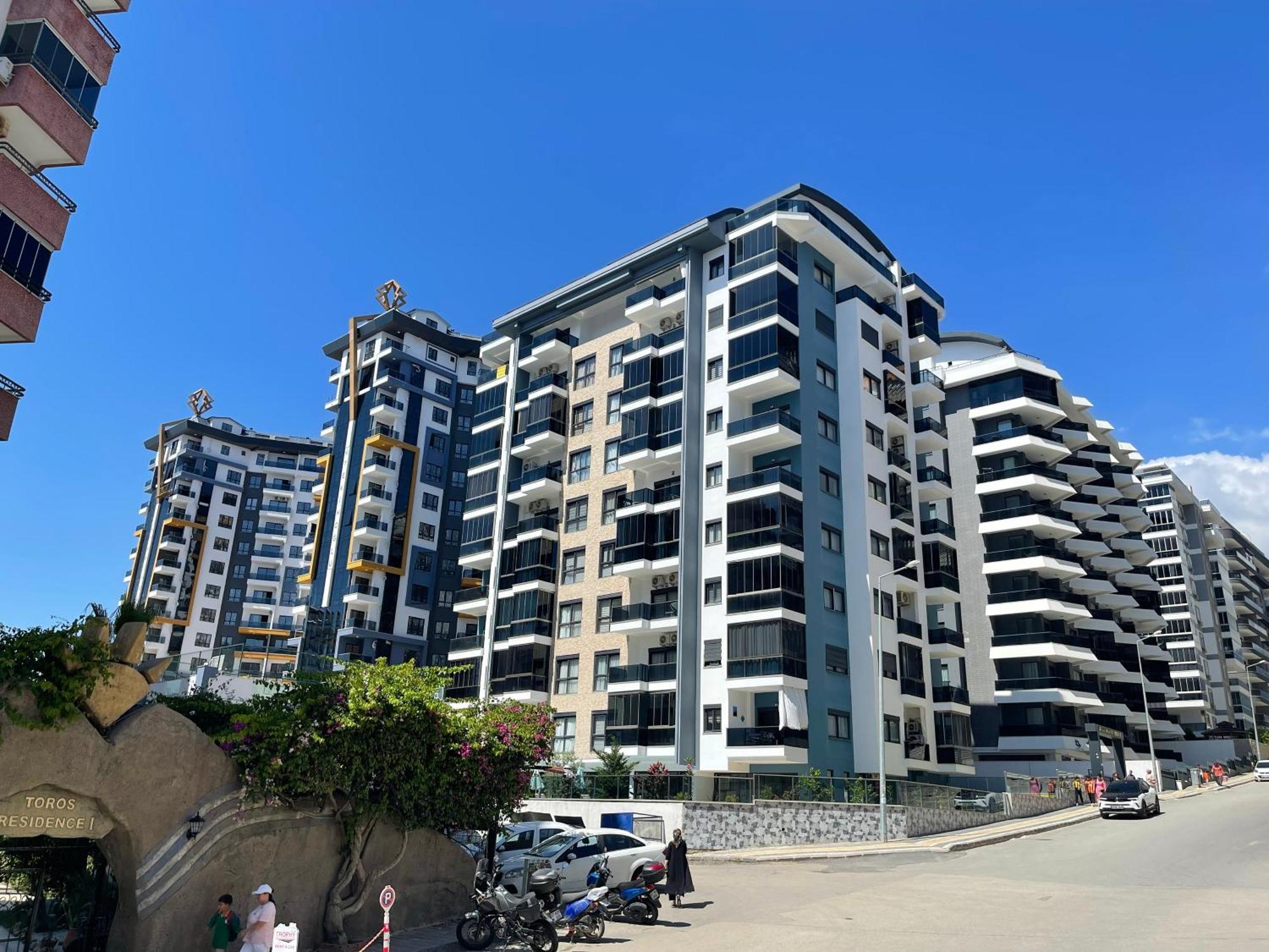 Sa Apartments! 300M To The Beach & Yekta Mall 阿拉尼亚 外观 照片