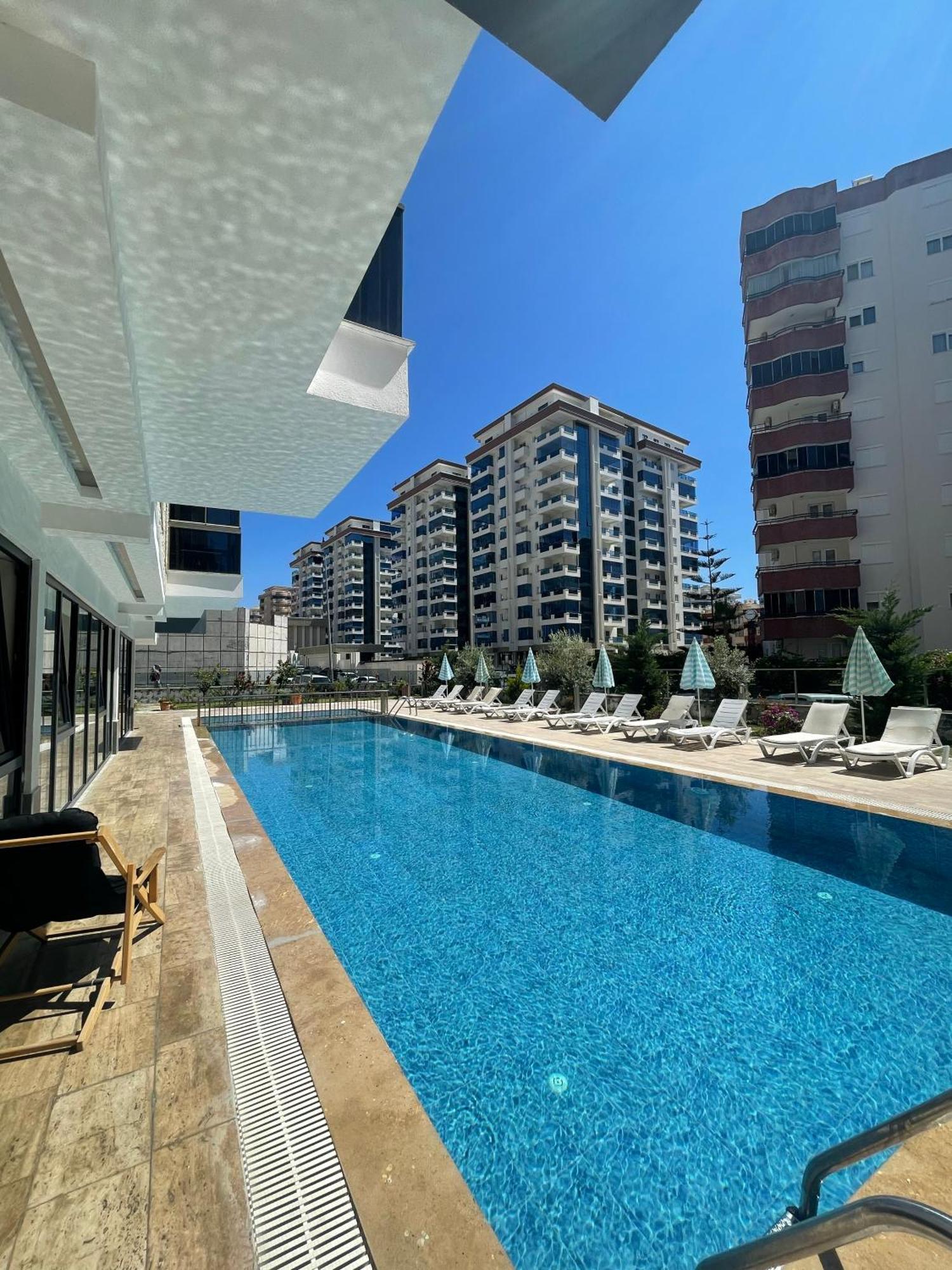 Sa Apartments! 300M To The Beach & Yekta Mall 阿拉尼亚 外观 照片
