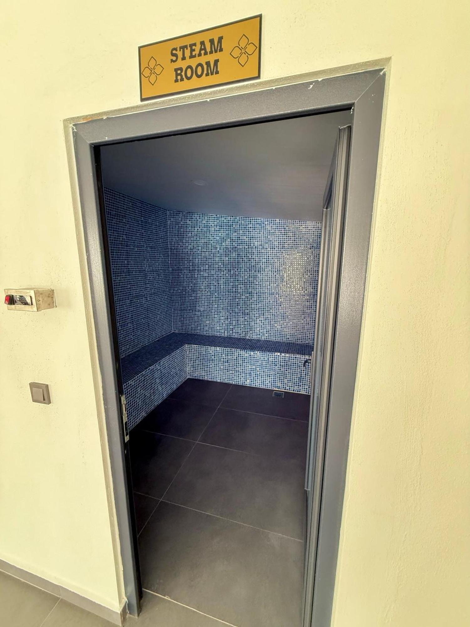 Sa Apartments! 300M To The Beach & Yekta Mall 阿拉尼亚 外观 照片